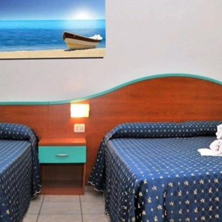 Apartamento Isola Di Pasqua Caorle Exterior foto
